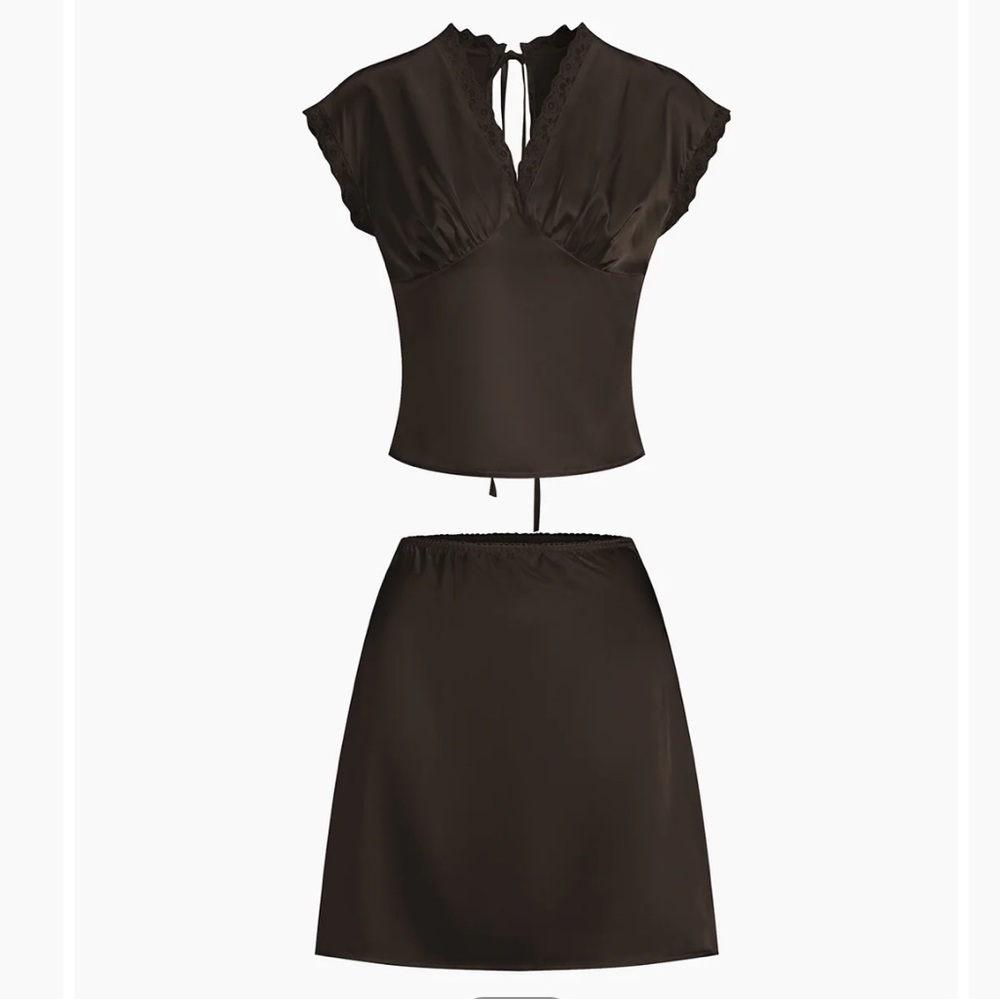 Lace Trim Satin Skirt Set